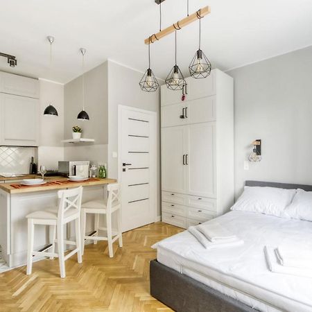 Apartmán King Apart Dickensa Varšava Exteriér fotografie