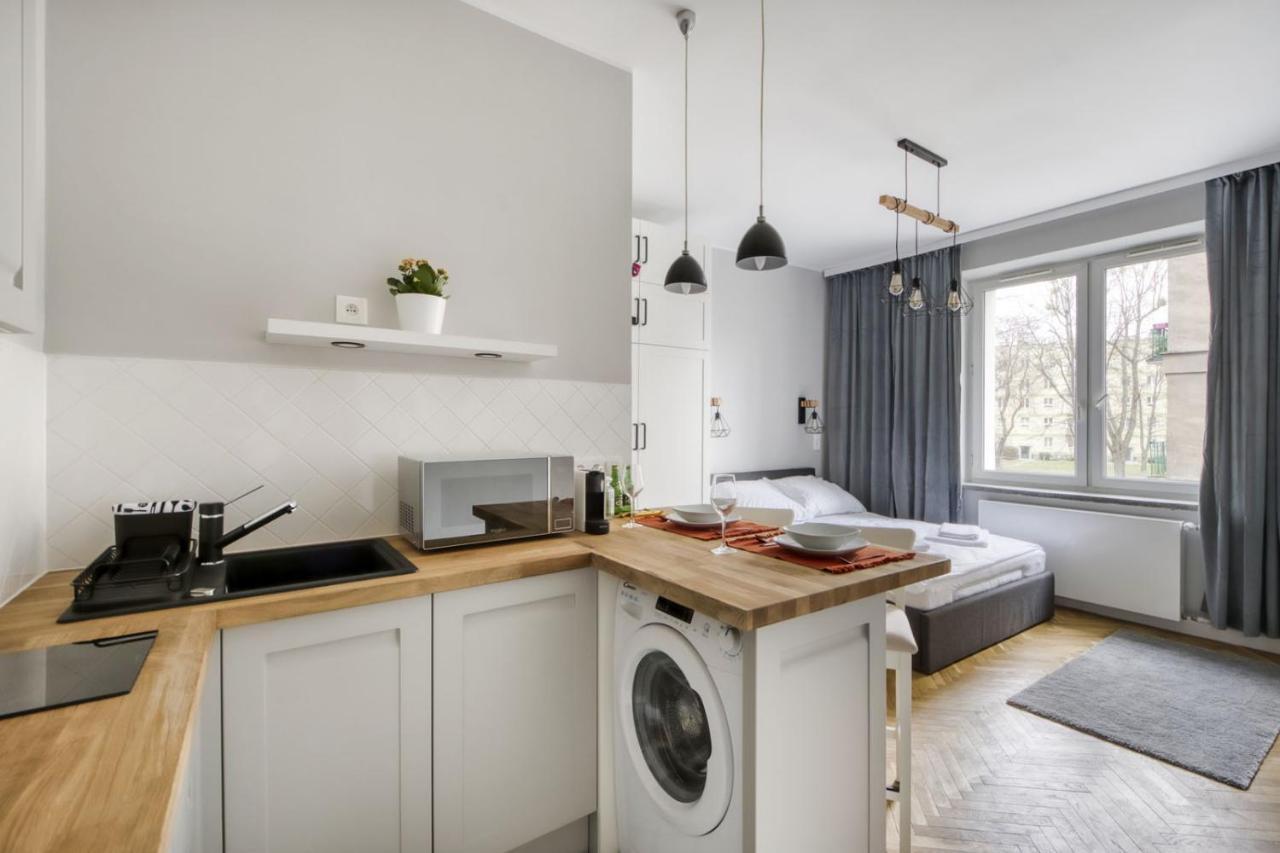Apartmán King Apart Dickensa Varšava Exteriér fotografie