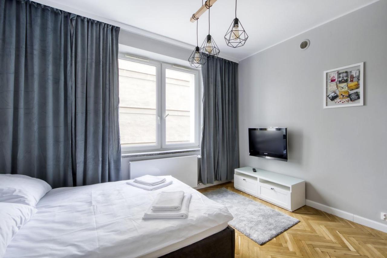 Apartmán King Apart Dickensa Varšava Exteriér fotografie